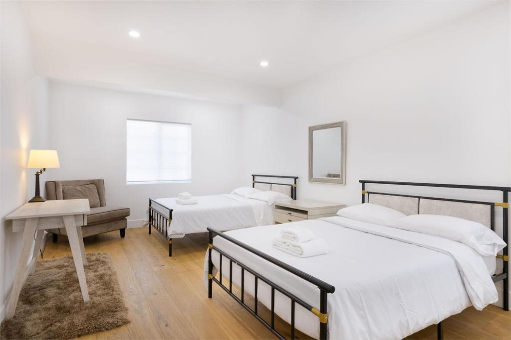 Bed & Breakfast Universal Encino Los Angeles