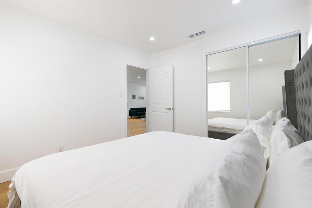 Bed & Breakfast Universal Encino *