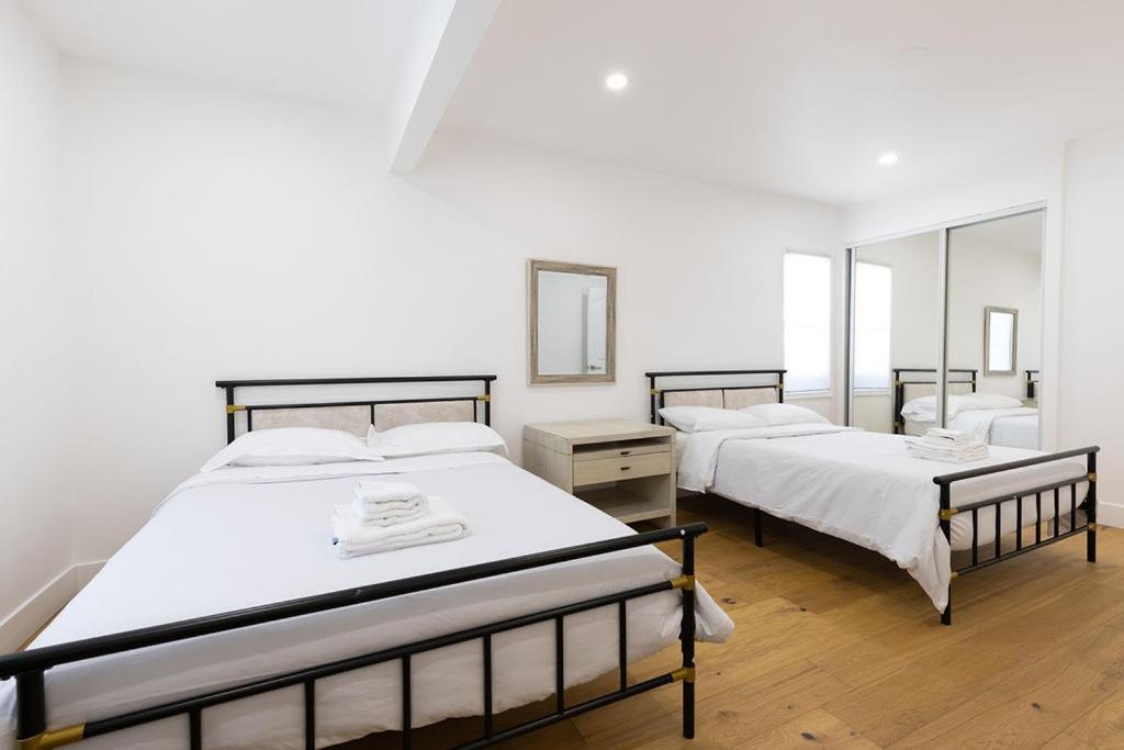 Bed & Breakfast Universal Encino