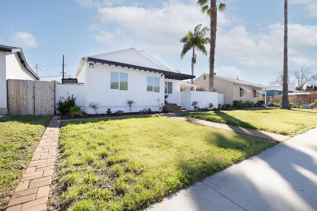 Bed & Breakfast Universal Encino *